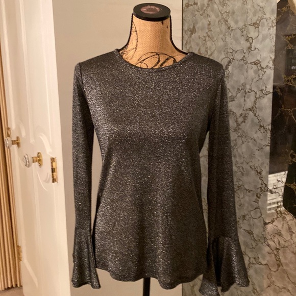 NWOT Michael Kors bell sleeve top. - Picture 1 of 5
